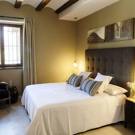 Mas De Cebrian Hotel 2*