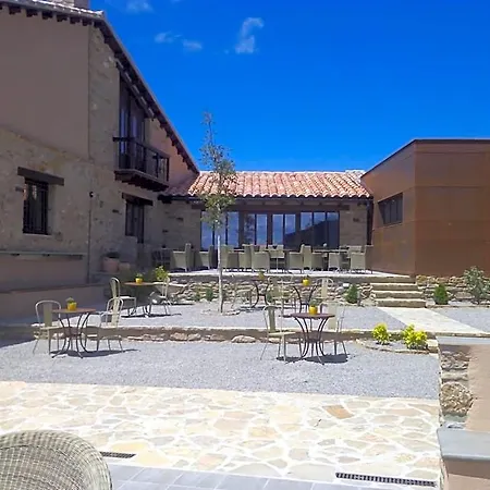 Mas De Cebrian Hotel 2*